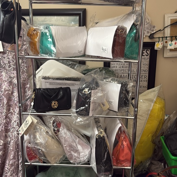 Valentino Orlandi Midsize Quilted vegan Leather Shoulder Bag new - Picture 12 of 12